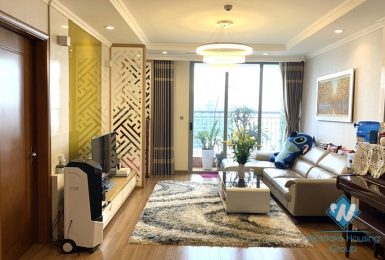 Beautiful 3 bedroom apartment for rent in Vinhome Nguyen Chi Thanh, Ha noi